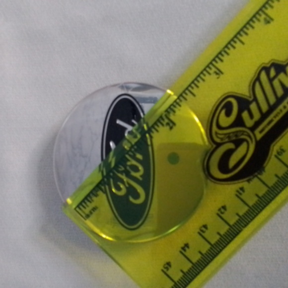 Ford wheel center caps - Picture 10 of 10